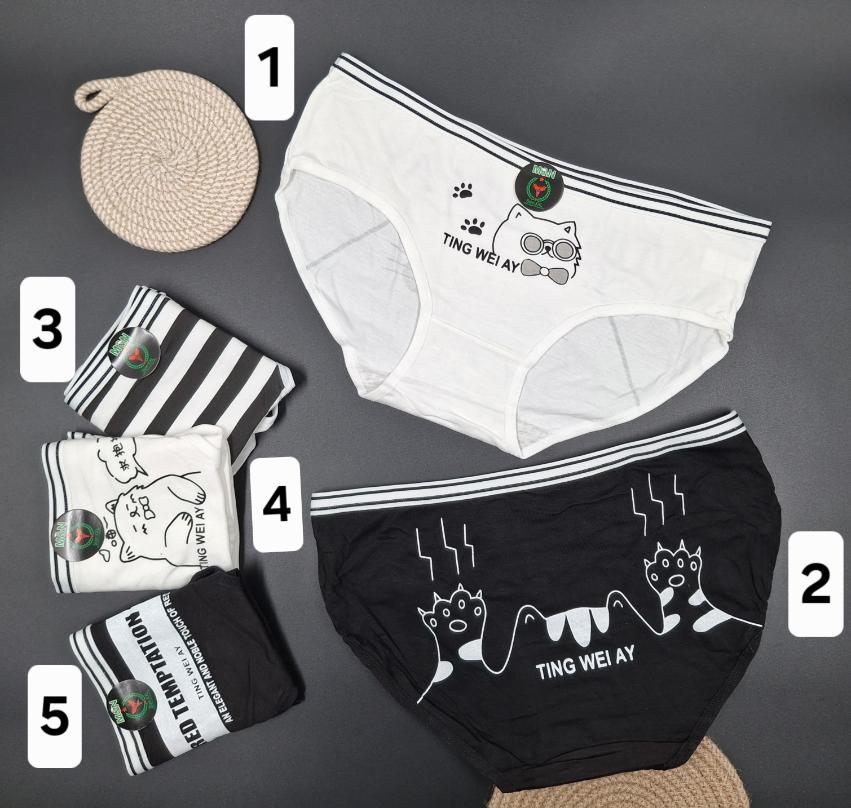 شورت عروسکی زمینه مشکی کد5